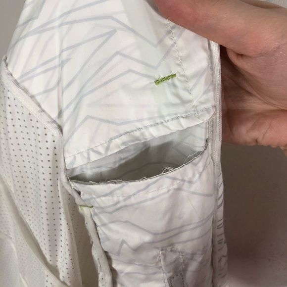 Avalanche Lightweight Full Zip Jacket XS White - Picture 11 of 13